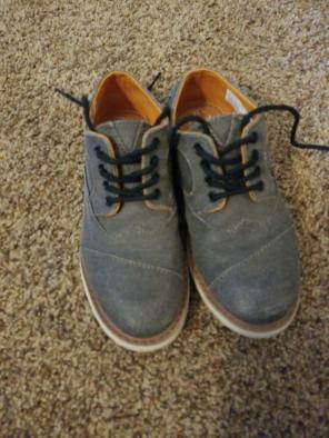 Toms