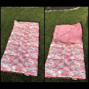 Kids pink camouflage sleeping bag