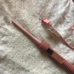 Pink Wand Curling Iron