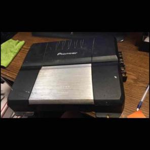 Pioneer 760 watt amp