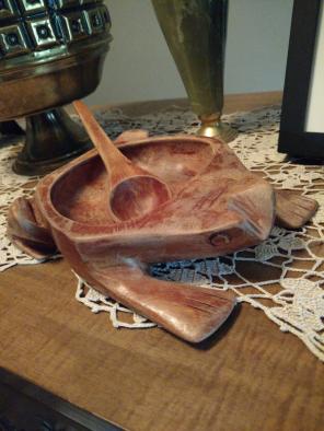 Wooden Frog Bowl with Spoon