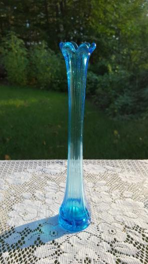Teal art glass upside down bows Fenton