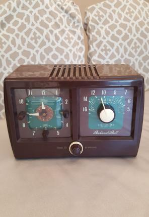 Vintage 1952 Packard Bell Clock Radio