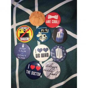 Button Lot