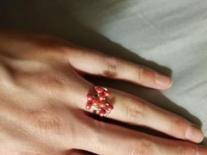 Red bead ring