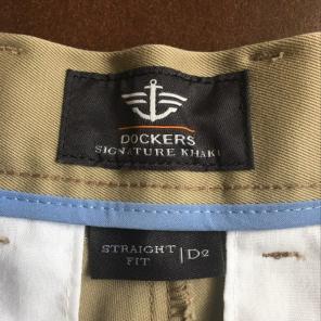 Dockers Straight Fit D2 Khakis