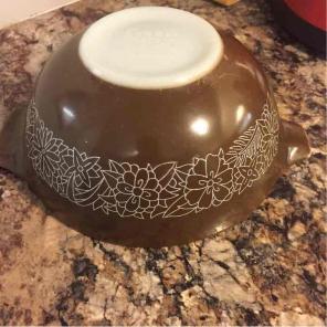 442 Woodland Pyrex