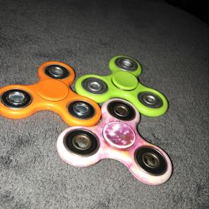 3 Fidget Spinners!