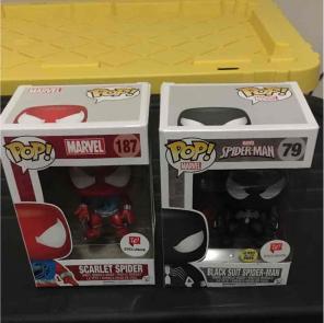 Scarlet spider & GITD Spider-Man Funko