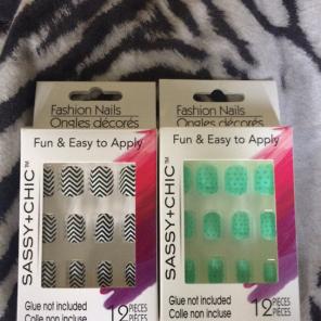 Sassy+CHIC Nails Two Pack Of Fake Nails