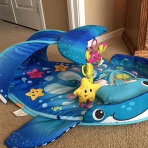 Whale playmat