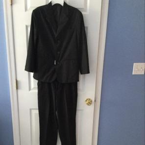 Van Heusen Boys Suit Size 12 Husky