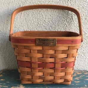 Longaberger gathering basket signed 1989