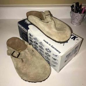 Suede Birkenstock clogs - unisex