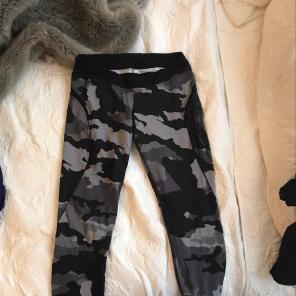 Better Bodies Camo Legging