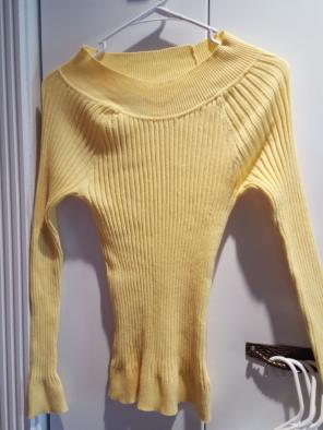 Women's Yellow sweater