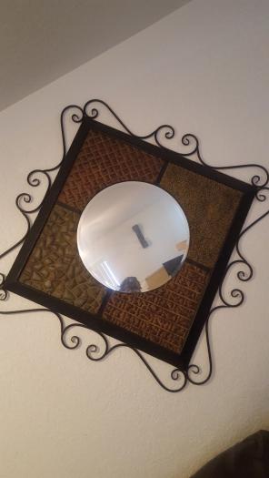 Wall mirror