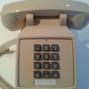 Vintage 70's Phone. Tested good.