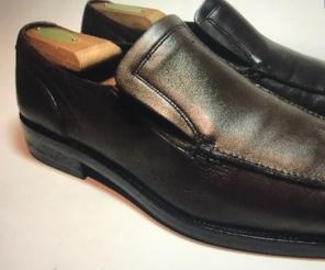 COLE HAAN LOAFERS/OXFORDS (8.5M)