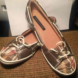 Tommy Hilfiger 6.5 Women's Loafers