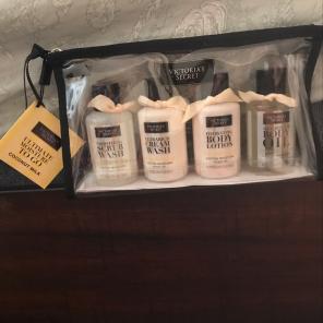 Victoria's Secret Ultimate Moisture