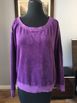 Juicy Couture Sweatshirt Medium