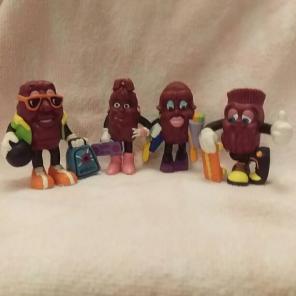 1988 VINTAGE CALIFORNIA RAISIN SET OF 4