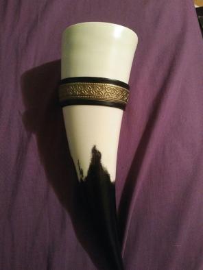 Horn cup