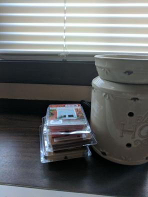 Wax warmer and melts