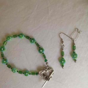St patties bracelet n earings handmade
