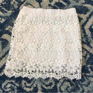 H&M girls white lace skirt