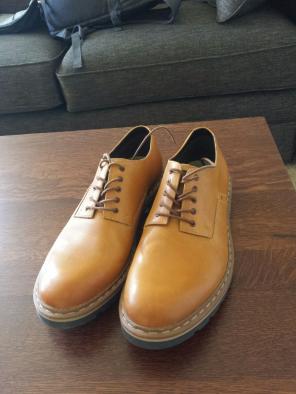 Leather Clarks Size 10