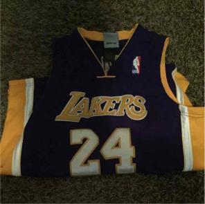 Kobe Bryant jersey Size XL