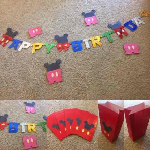 Mickey birthday banner and 12 treat bags