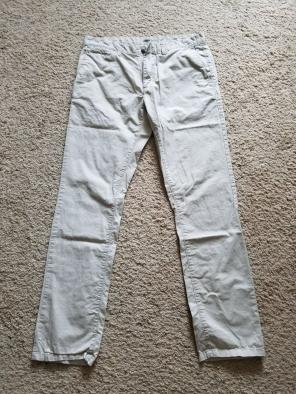 Old Navy 32x32 Khaki Pants