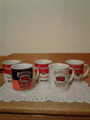 5 vintage Campbell's mugs