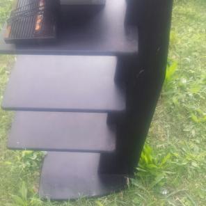 Very cool very sturdy standing shelves
