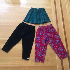 Girls 3T skirts / bottoms lot