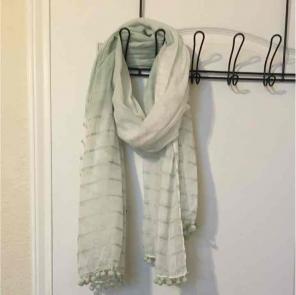 Ann Taylor green scarf
