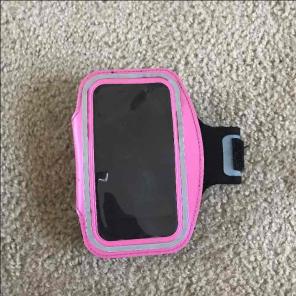 Active case for running