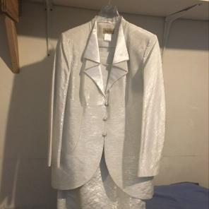 Woman 2 Peace Skirt Suite