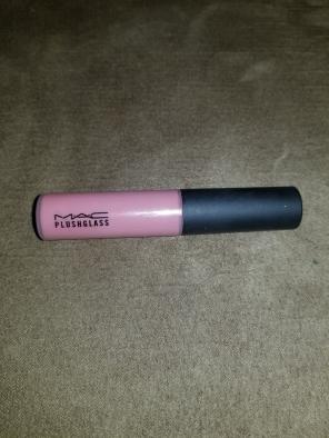 MAC Plushglass Ample Pink