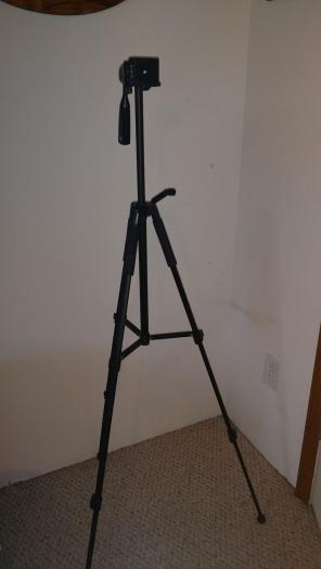 Camera tripod
