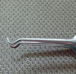 ⭐Bend Curved Blackhead Acne Tweezers⭐ONE