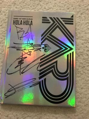 Signed KARD Album