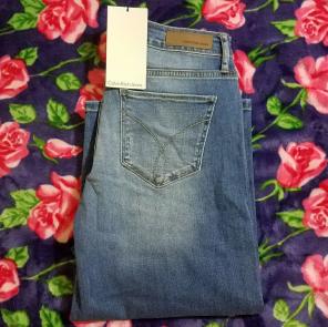 NWT CK Wide Leg Capri :)