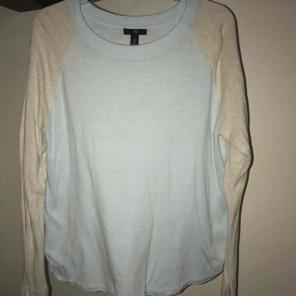 Long sleeve Gap sweater