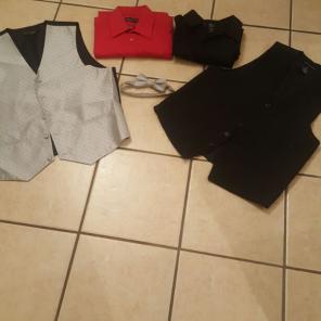 2 vests 2 long sleeves