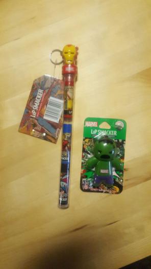 Lip smackers Marvel bundle