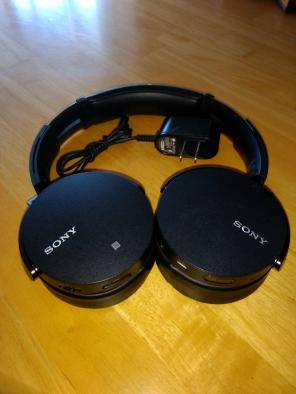 Sony MDR-XB950BT Black Bluetooth Headset